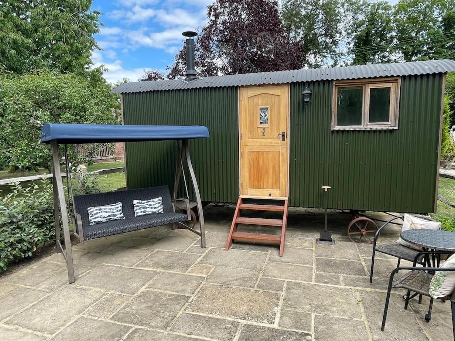 Forest View Shepherd Hut Ewhurst Luaran gambar