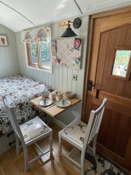 Forest View Shepherd Hut Ewhurst Luaran gambar