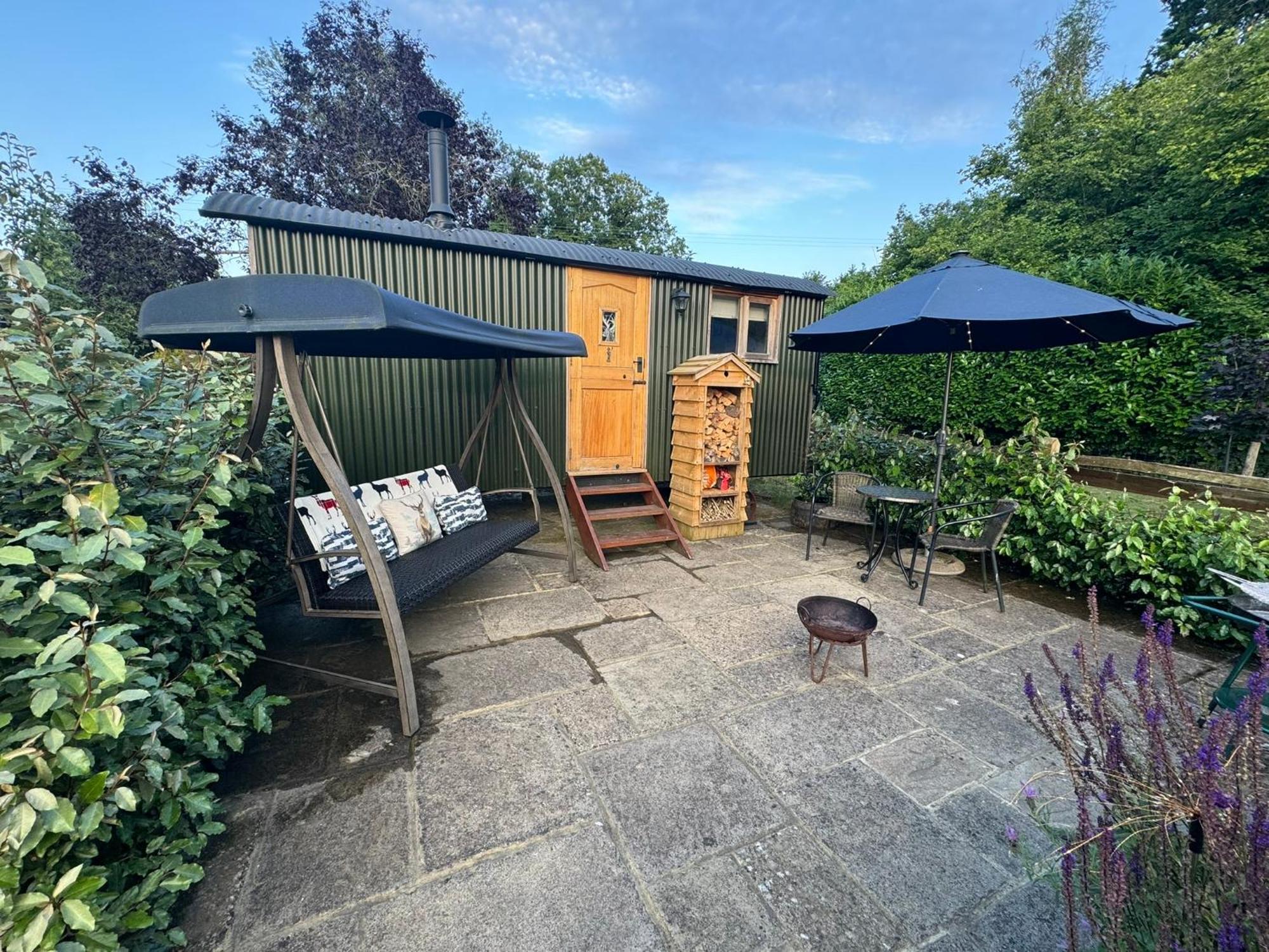 Forest View Shepherd Hut Ewhurst Luaran gambar